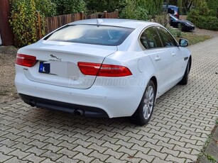 JAGUAR XE 2.0 l4P Pure (Automata)