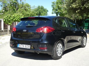 KIA CEE'D 1.4 CVVT EX Prémium MAGYARORSZÁGI. SZERVIZKÖNYVES!