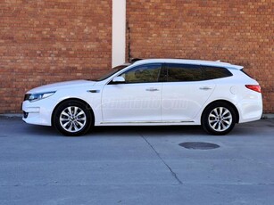 KIA OPTIMA SW 1.7 CRDI EX Prémium DCT GYÖNGYHÁZFEHÉR-PANORÁMA-FÉLBŐR-HARMANHIFI-MEMÓRIA-SÁVTART-ÜLÉS+KORMÁNYFŰTÉS-NAVI