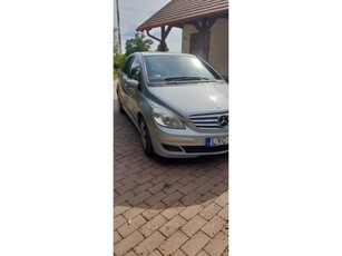 MERCEDES-BENZ B 180 CDI