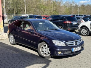 MERCEDES-BENZ CLC 200 CDI ÚJMODELL 16K ÚJGUMI 2XPDC BŐR TEMP VEZCS 2XKLÍMA HIFI NAVI FÜLÉS ISOFIX SZKÖNYV