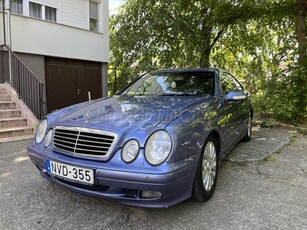 MERCEDES-BENZ CLK 200 Kompressor Avantgarde (Automata)