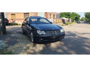 MERCEDES-BENZ CLK 220 CDI Avantgarde