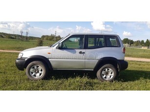 NISSAN TERRANO II 2.7 TDI Sport