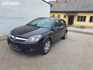 Opel Astra H 1.6 Cosmo