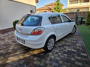 OPEL ASTRA H 1.6 Elegance Szép Állapot/Hideg Klíma!