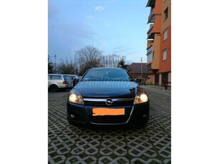 OPEL ASTRA H Caravan 1.6 Cosmo Easytronic Caraván