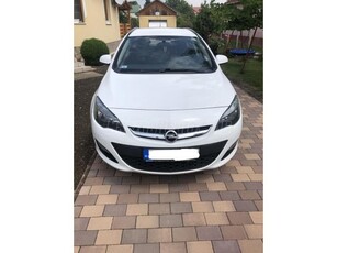 OPEL ASTRA J Sports Tourer 1.6 Selection