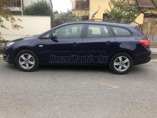 OPEL ASTRA J Sports Tourer 1.7 CDTI Selection