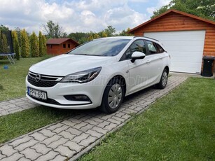 OPEL ASTRA K Sports Tourer 1.4 T Enjoy VÉGIG VEZETETT SZERVIZKÖNYV. SÉRÜLÉSMENTES. MAGYARORSZÁGI