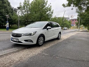 OPEL ASTRA K Sports Tourer 1.4 T Enjoy VÉGIG VEZETETT SZERVIZKÖNYV. SÉRÜLÉSMENTES. MAGYARORSZÁGI