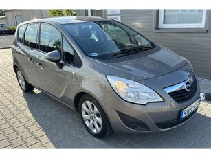 OPEL MERIVA 1.4 Selection 2 kulcs. beépített kerékpártartó. dupla klíma. szervizkönyv. téli-nyári kerék