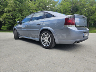 OPEL VECTRA C 3.2 V6 GTS Elegance