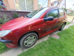 PEUGEOT 206 1.1 Presence