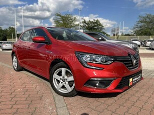 RENAULT MEGANE 1.2 TCe Intens Navi. Tempomat. Ülés-kormány fűtés. Gazdagon Felszerelt. stb