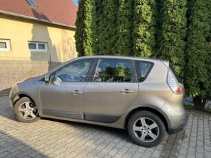 RENAULT SCENIC Scénic 1.5 dCi Expression