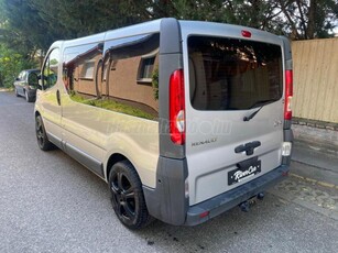 RENAULT TRAFIC 2.0 dCi L1H1 Authentique friss vizsga. hibátlan