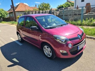 RENAULT TWINGO 1.2 16V Night&Day EURO5 Klima. Szervizkönyv. Uj gumik