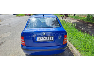 SKODA FABIA Sedan 1.4 16V Elegance