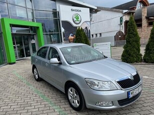 SKODA OCTAVIA 1.4 TSI Clever Magyarországi. 2. tulajdonos. vezetett szervízkönyv. számlák