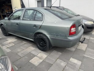 SKODA OCTAVIA 1.6 Ambiente