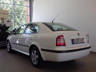 SKODA OCTAVIA 1.6 Elegance Magyarországi! Szervizkönyves!