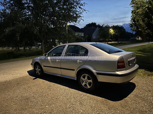 SKODA OCTAVIA 1.6 LX