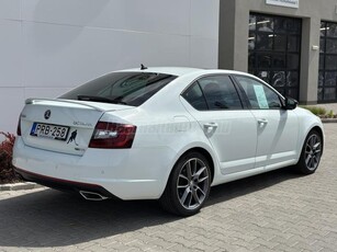 SKODA OCTAVIA 2.0 CR TDI RS DSG Magyarországi - Végig vezetett szervizfüzet!