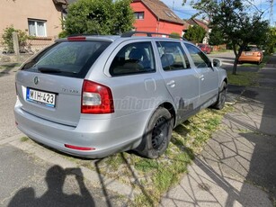 SKODA OCTAVIA Combi 1.4 TSI Ambition