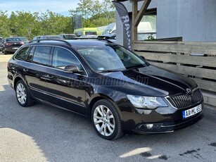 SKODA SUPERB Combi 2.0 CR TDI Elegance DSG PDC-NAVI-ÜLÉSFŰTÉS-XENON-MULTIKORMÁNY-TÉLI/NYÁRI GUMIKKAL-KÉT KULCS!