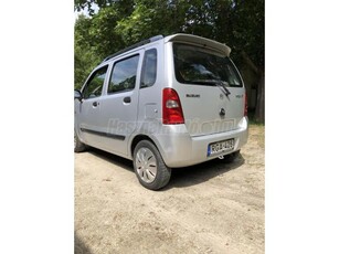 SUZUKI WAGON R+ 1.3 GLX 4x4 (5 személyes )