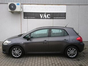 TOYOTA AURIS 1.33