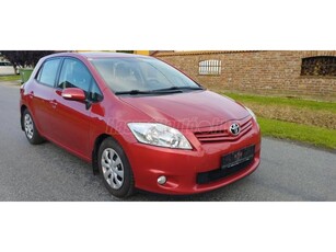 TOYOTA AURIS 1.4 D-4D