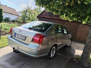 TOYOTA AVENSIS 1.8 Sol Technic