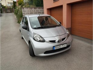 TOYOTA AYGO 1.0 AC