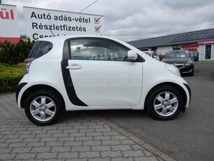 TOYOTA IQ 1.0 ECO