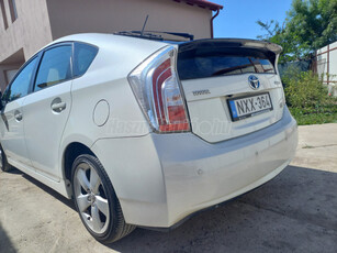 TOYOTA PRIUS 1.8 PHV Premium (Automata)