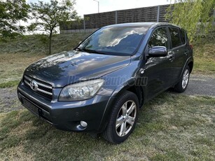 TOYOTA RAV 4 Rav4 2.2 D-4D X Leather Navi. bőr. tempomat. ül. fűtés