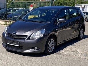 TOYOTA VERSO 1.8 Style +7 FŐS+PANORÁMA TETŐ+TEMPOMAT+TÉLI KERÉK+RADAR ELŐL-HÁTUL+KITŰNŐ ÁLLAPOT+