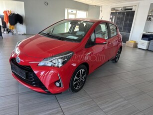 TOYOTA YARIS 1.5 HSD Trend Safety e-CVT 11.882 km!!!