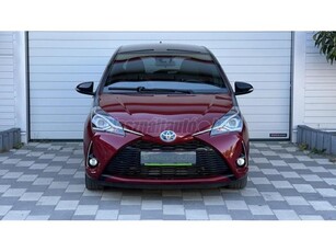 TOYOTA YARIS 1.5 VVT-i Hybrid Selection Smart Red e-CVT VALÓS KM.TOLATÓKAMERA