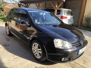 VOLKSWAGEN GOLF V 2.0 PD TDI Comfortline