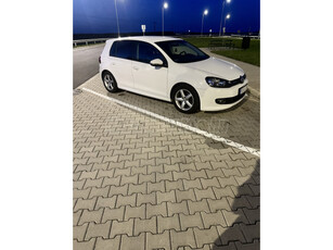 VOLKSWAGEN GOLF VI 1.6 TDi Trendline BlueMotion