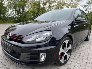 VOLKSWAGEN GOLF VI 2.0 TSI GTI /SZERVIZKÖNYVES/