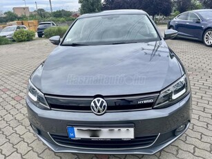 VOLKSWAGEN JETTA VI 1.4 TSI BMT Highline DSG HYBRID !