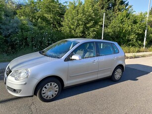 VOLKSWAGEN POLO IV 1.4 75 16V Trendline (Automata)