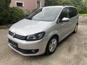 VOLKSWAGEN TOURAN 1.6 CR TDI Trendline 2KULCS.SZERVIZKÖNYV.ÚJ VEZÉRLÉS.XENON