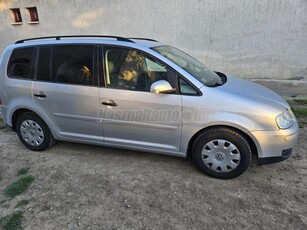 VOLKSWAGEN TOURAN 1.9 PD TDi Trendline