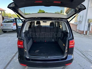 VOLKSWAGEN TOURAN 2.0 CR TDI Comfortline Ülésfűtés .LED .tempomat