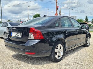 VOLVO S40 1.6 D Momentum Tempomat-Digit.klíma-Műszaki 2026/3